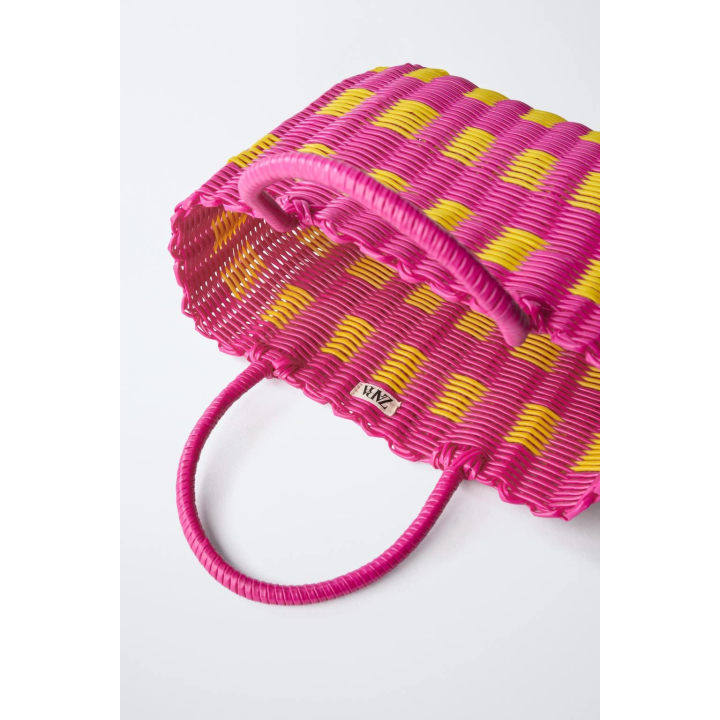 РАЗНОЦВЕТНАЯ КОРЗИНА