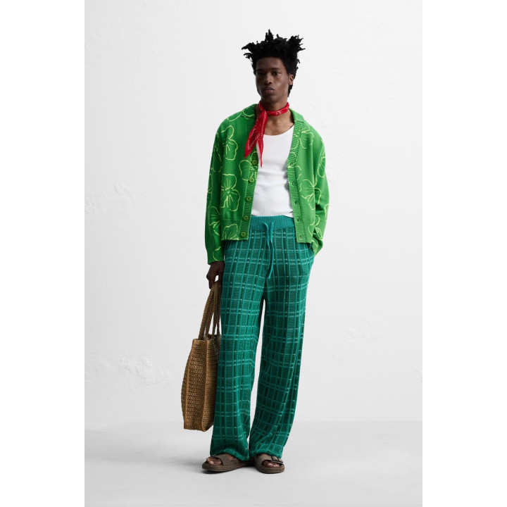 КАРДИГАН С ЦВЕТОЧНЫМ ПРИНТОМ © OTIS KWAME KYE QUAICOE