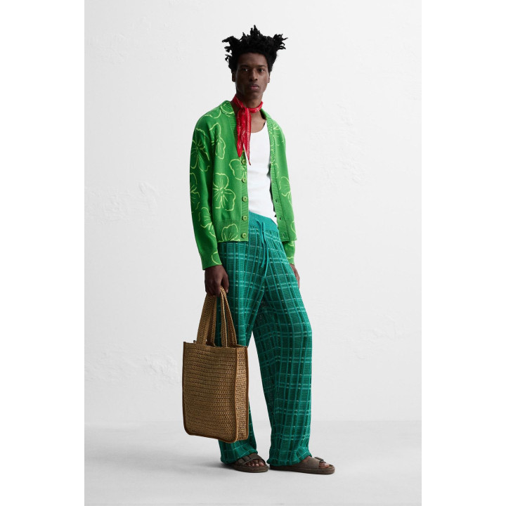 КАРДИГАН С ЦВЕТОЧНЫМ ПРИНТОМ © OTIS KWAME KYE QUAICOE