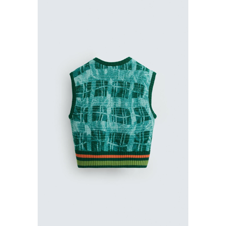 ТРИКОТАЖНЫЙ ЖИЛЕТ С ГРАФИЧЕСКИМ ПРИНТОМ © OTIS KWAME KYE QUAICOE