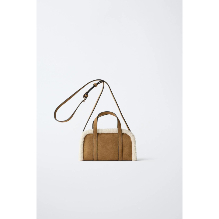 СУМКА ИЗ ОВЧИНЫ С ПЛЕЧЕВЫМ РЕМНЕМ