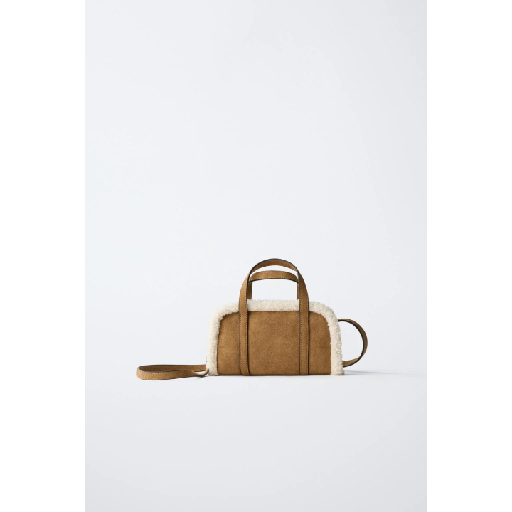 СУМКА ИЗ ОВЧИНЫ С ПЛЕЧЕВЫМ РЕМНЕМ