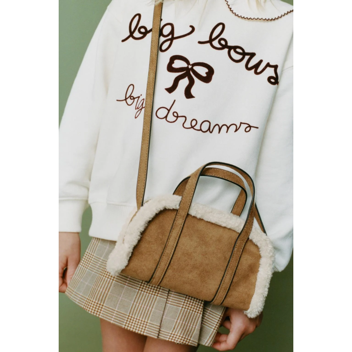 СУМКА ИЗ ОВЧИНЫ С ПЛЕЧЕВЫМ РЕМНЕМ