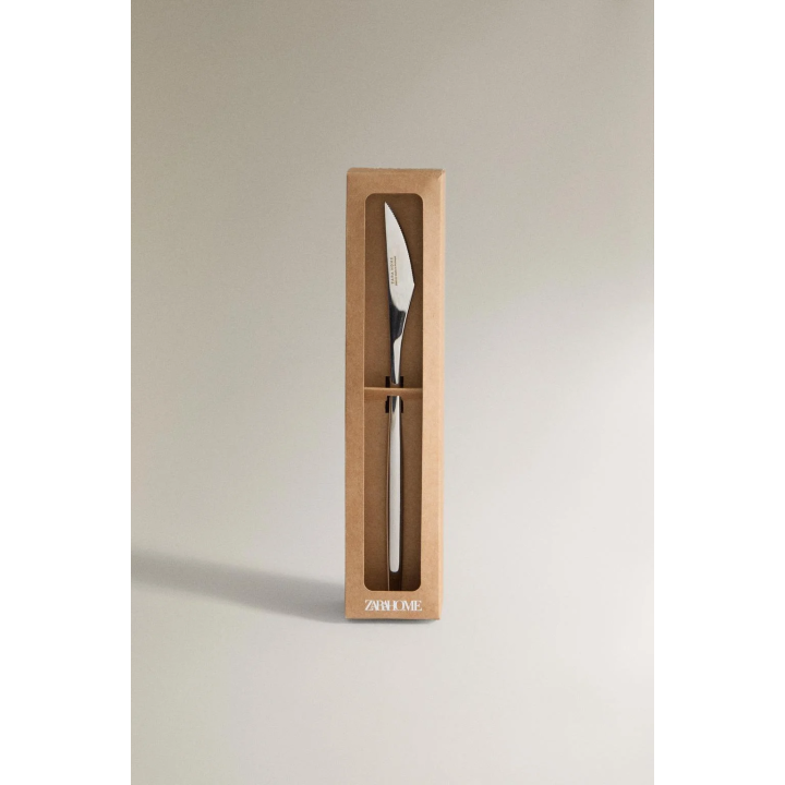 PACK OF KNIVES WITH THIN HANDLES (PACK OF 4)