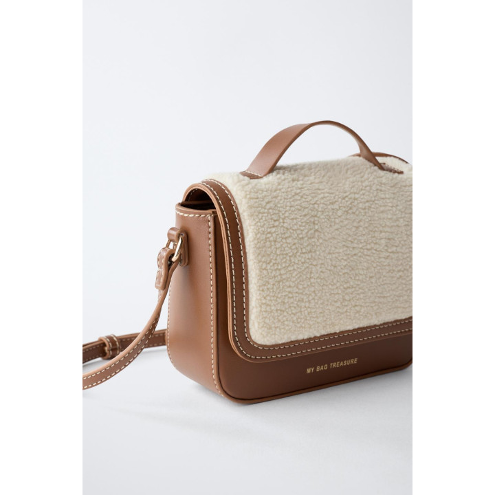 СУМКА ИЗ ИСКУССТВЕННОЙ ОВЧИНЫ