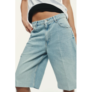 ДЖИНСОВЫЕ ШОРТЫ-БЕРМУДЫ TRF С ДЫРАМИ И СРЕДНЕЙ ПОСАДКОЙ