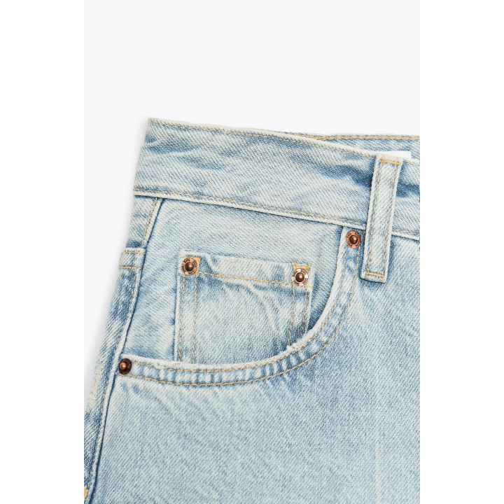 ДЖИНСОВЫЕ ШОРТЫ-БЕРМУДЫ TRF С ДЫРАМИ И СРЕДНЕЙ ПОСАДКОЙ