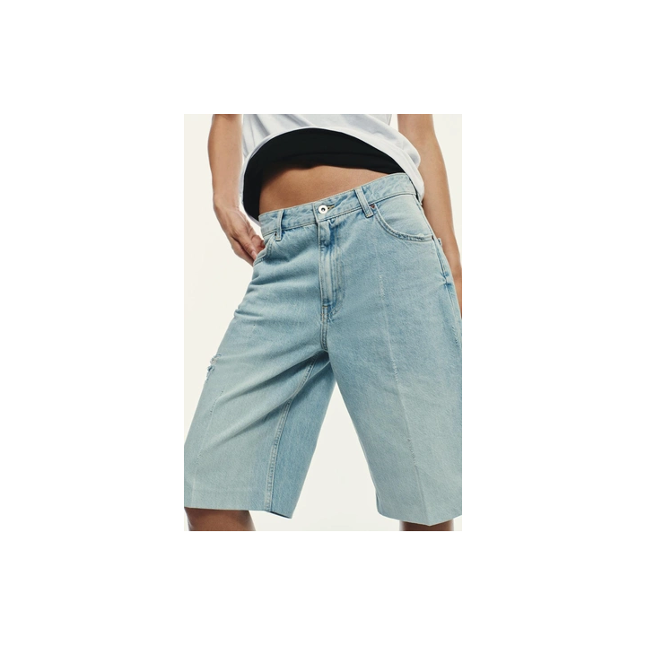 ДЖИНСОВЫЕ ШОРТЫ-БЕРМУДЫ TRF С ДЫРАМИ И СРЕДНЕЙ ПОСАДКОЙ