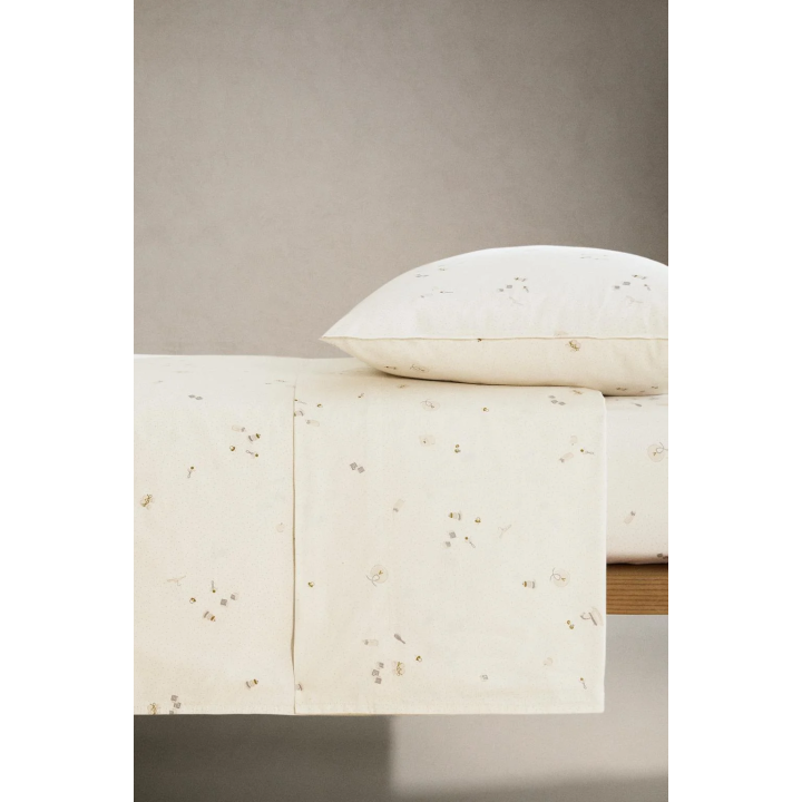 ДЖИНСОВЫЕ ШОРТЫ-БЕРМУДЫ TRF С ДЫРАМИ И СРЕДНЕЙ ПОСАДКОЙ