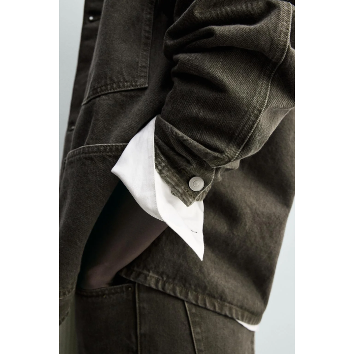 ДЖИНСОВАЯ КУРТКА С КАРМАНАМИ