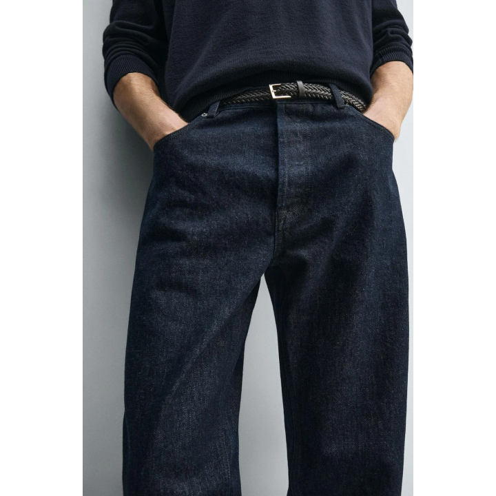 Джинсы прямого кроя