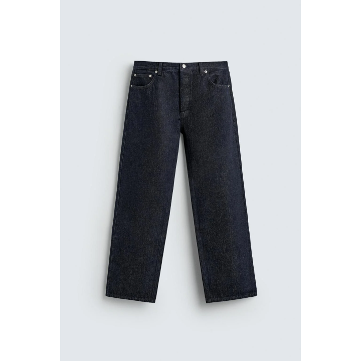 Джинсы прямого кроя