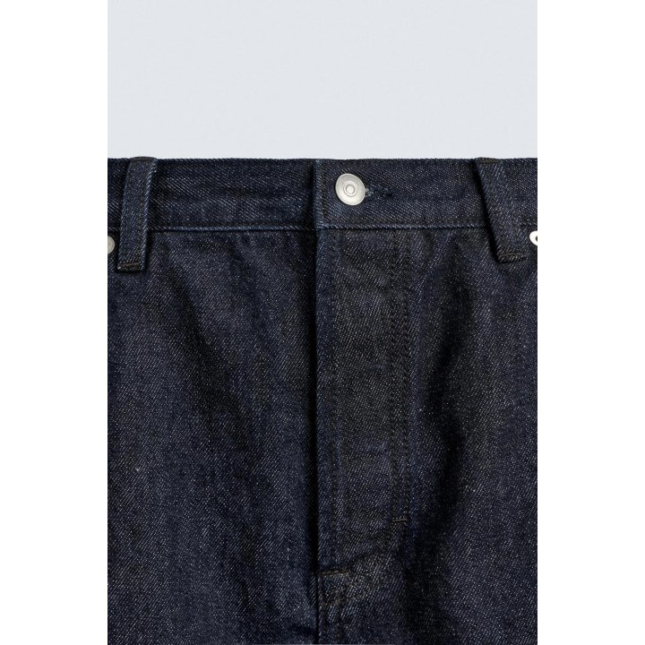 Джинсы прямого кроя