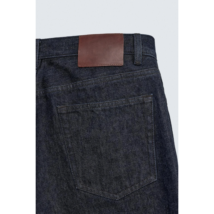 Джинсы прямого кроя