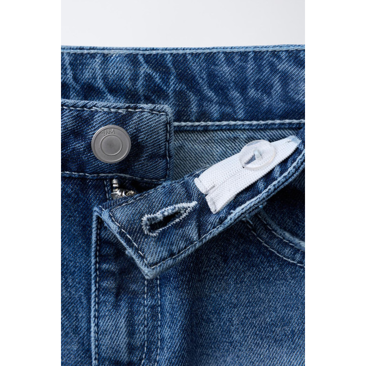 ДЖИНСЫ ПРЯМОГО КРОЯ С ВЫШИВКОЙ