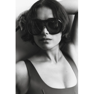 МОДЕЛИРУЮЩЕЕ ПЛАТЬЕ ИЗ СМЕСОВОГО ПОЛИАМИДА