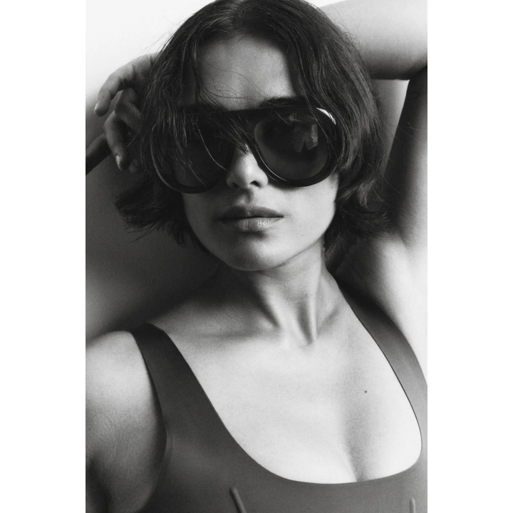 МОДЕЛИРУЮЩЕЕ ПЛАТЬЕ ИЗ СМЕСОВОГО ПОЛИАМИДА