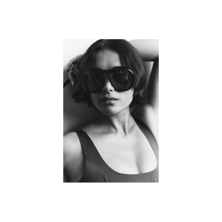 МОДЕЛИРУЮЩЕЕ ПЛАТЬЕ ИЗ СМЕСОВОГО ПОЛИАМИДА