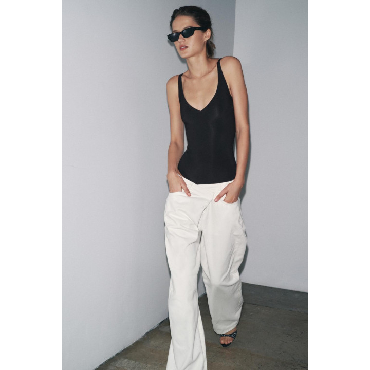 БОДИ ИЗ ПОЛИАМИДА НА БРЕТЕЛЯХ