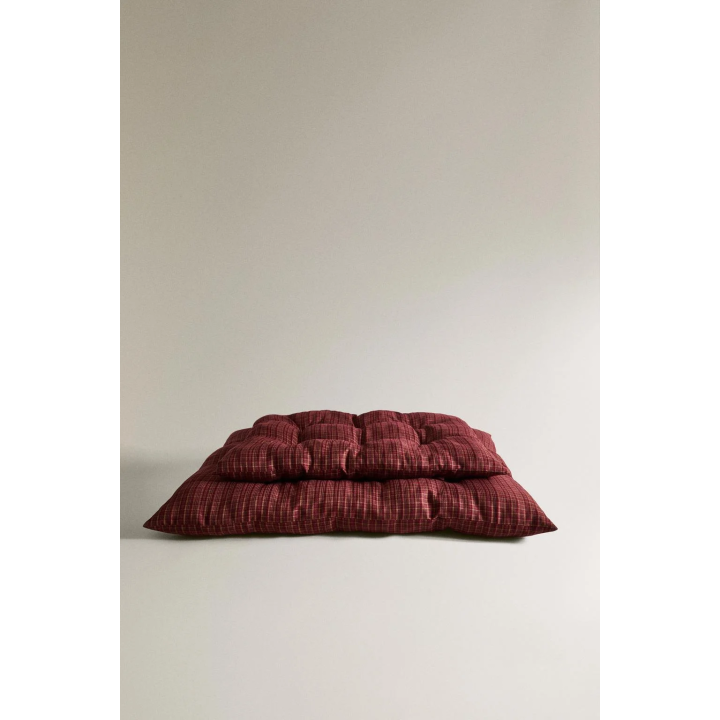 Подушка для питомца с рождественским узором