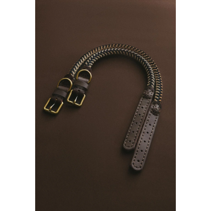 Ошейник для собак из цветной шнурки