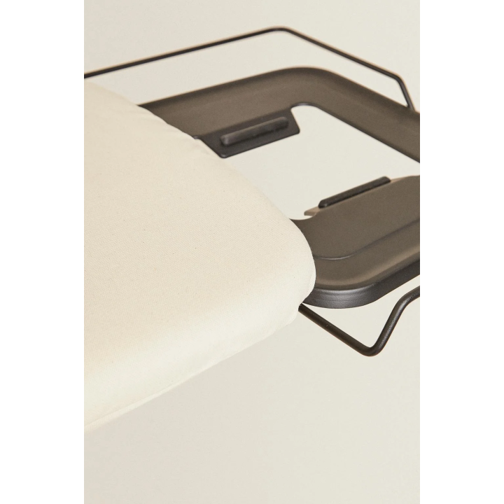 Ошейник для собак из цветной шнурки