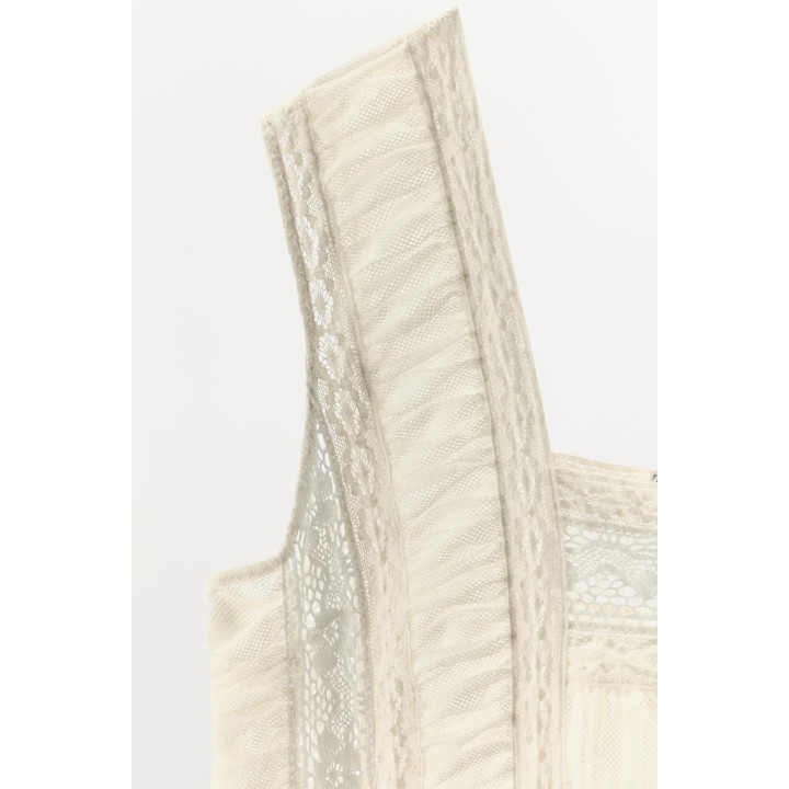 Платье с кружевными складками