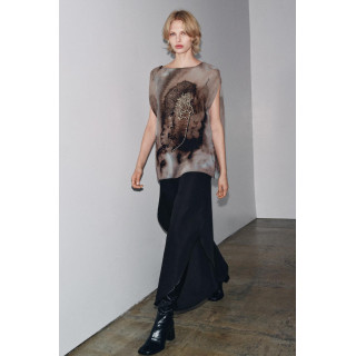 ТОП С ПРИНТОМ И БУСИНАМИ