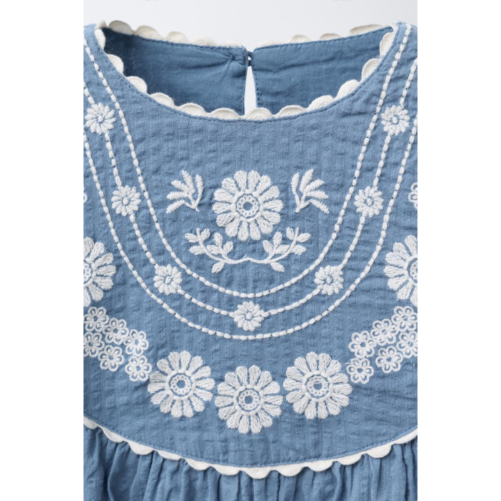 ПЛАТЬЕ С ВЫШИТЫМИ ЦВЕТАМИ