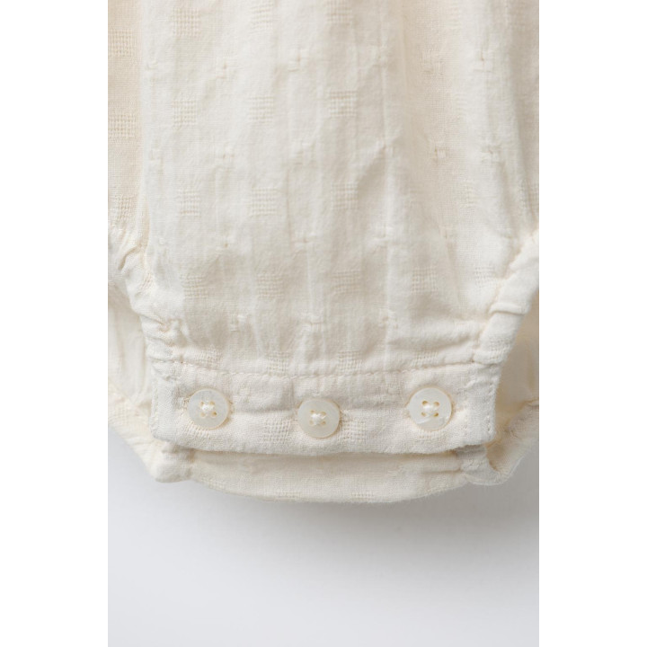 БОДИ С КОНТРАСТНОЙ ВЫШИВКОЙ