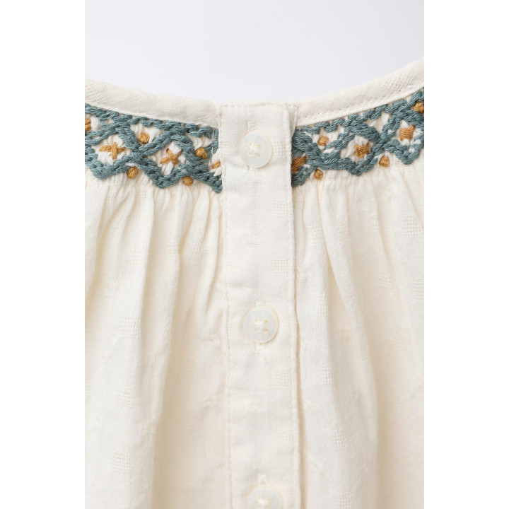 БОДИ С КОНТРАСТНОЙ ВЫШИВКОЙ