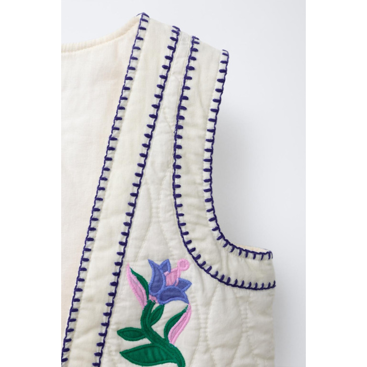 ЖИЛЕТ С ВЫШИВКОЙ «ТЮЛЬПАНЫ»