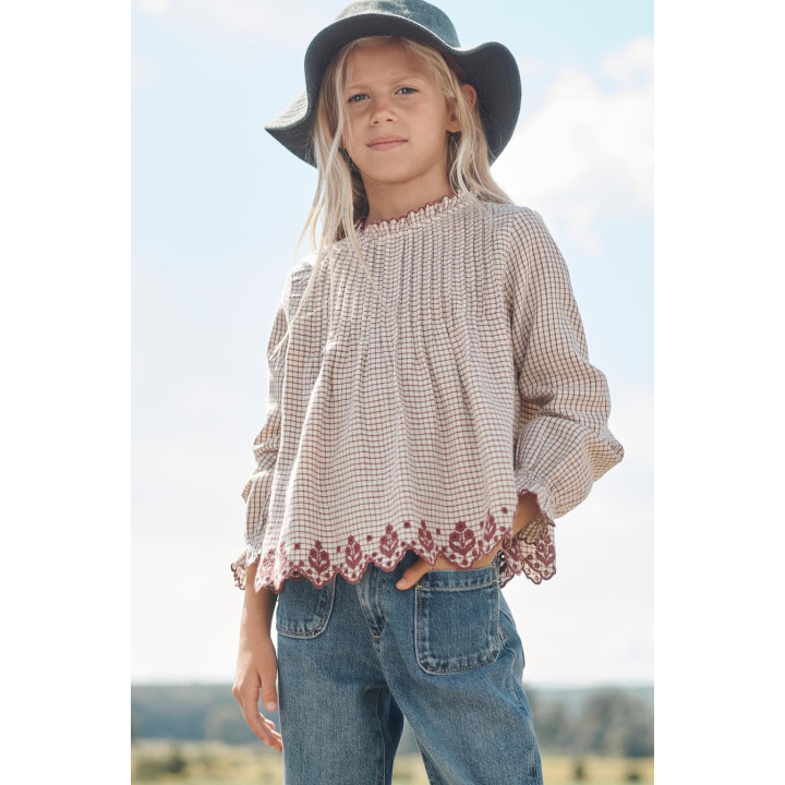 Блузка в клетку с вышивкой - ограниченной серией