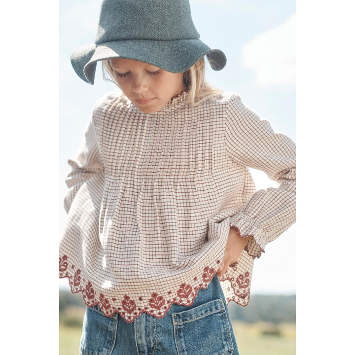 Блузка в клетку с вышивкой - ограниченной серией