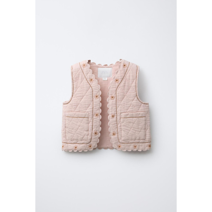 ЖИЛЕТ С ТЕКСТУРНОЙ ВЫШИВКОЙ «ЦВЕТЫ»