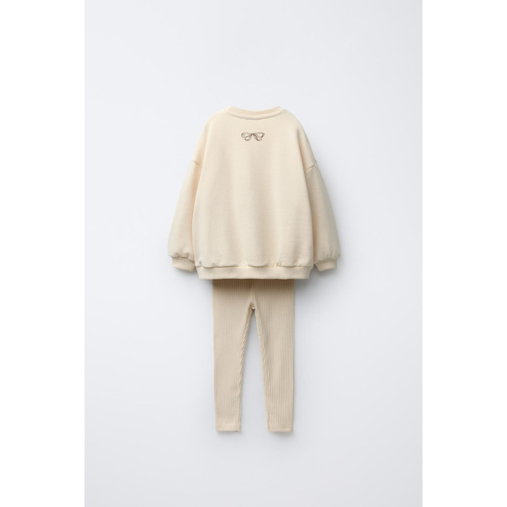 СПОРТИВНЫЙ КОСТЮМ С ТОЛСТОВКОЙ С БАНТОМ И ЛЕГИНСАМИ В РУБЧИК