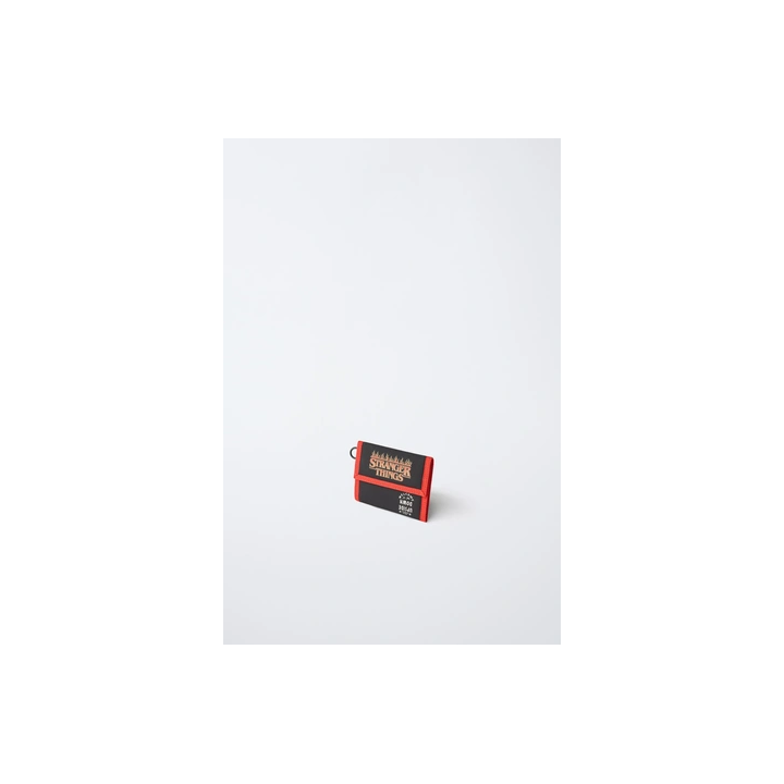 КОШЕЛЕК STRANGER THINGS © NETFLIX