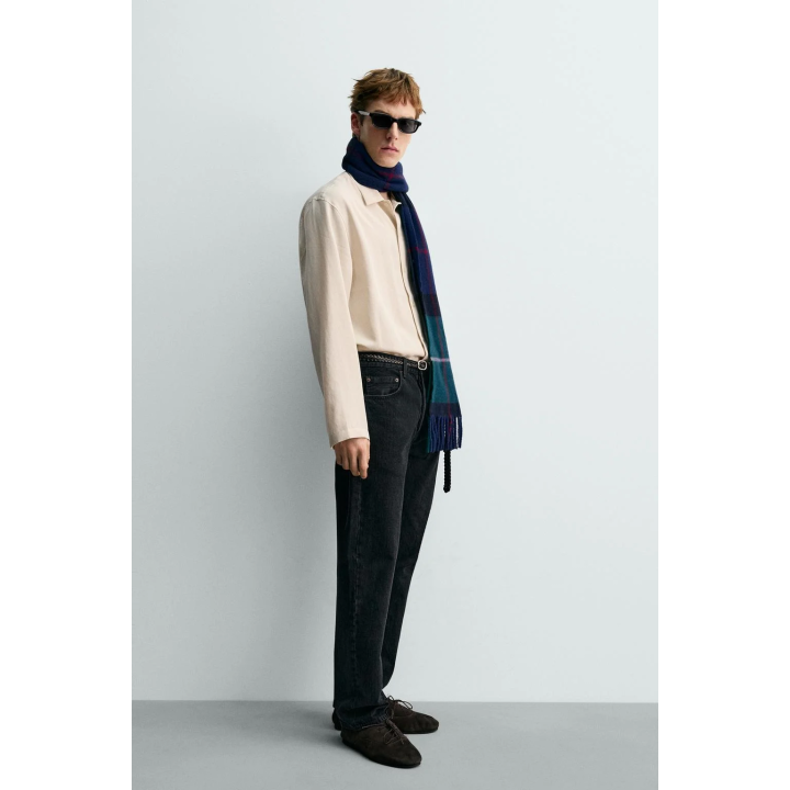 РУБАШКА ИЗ СТРУЯЩЕЙСЯ ТКАНИ СВОБОДНОГО КРОЯ AARON LEVINE X ZARA