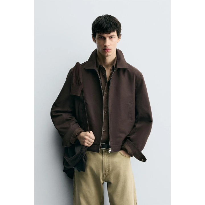 УКОРОЧЕННАЯ КУРТКА