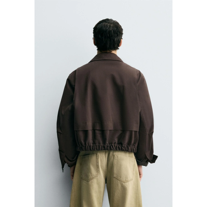 УКОРОЧЕННАЯ КУРТКА