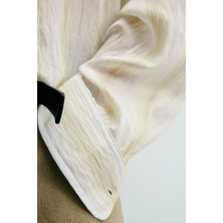 РУБАШКА В ПОЛОСКУ ИЗ СТРУЯЩЕЙСЯ ТКАНИ