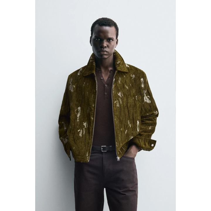 ЖАККАРДОВАЯ КУРТКА С РЕЛЬЕФНЫМ УЗОРОМ