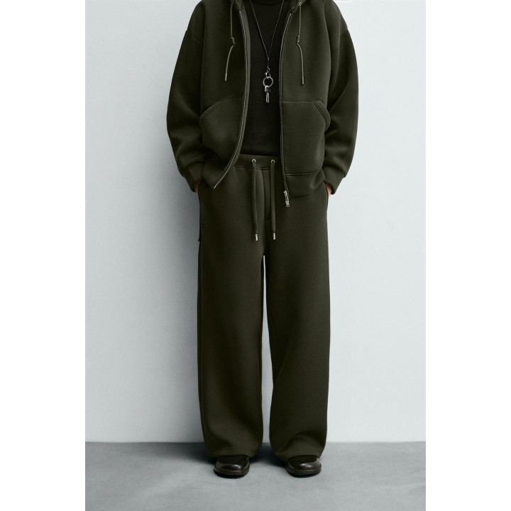 Брюки широкого кроя с эффектом неопрена