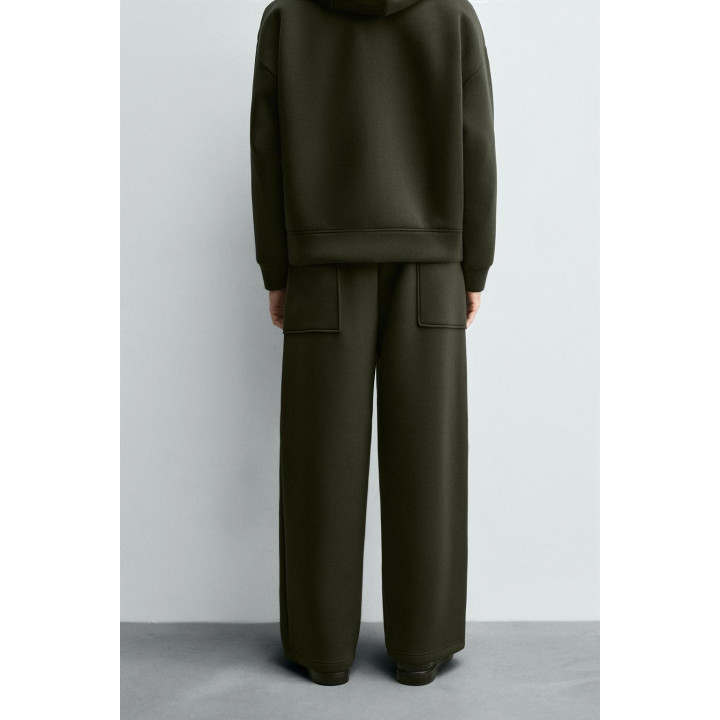 Брюки широкого кроя с эффектом неопрена