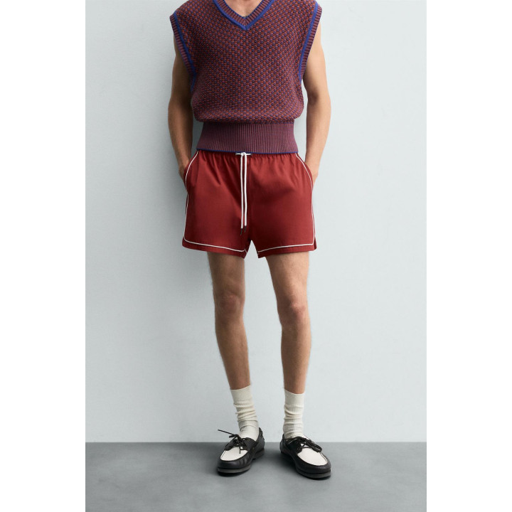 ШОРТЫ С ЯРКИМ КОНТРАСТОМ