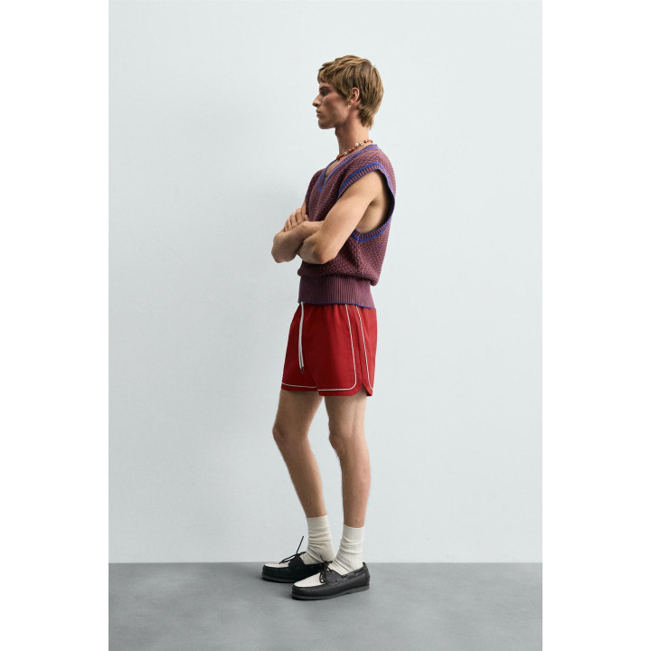 ШОРТЫ С ЯРКИМ КОНТРАСТОМ