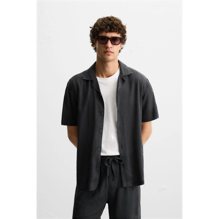 ЖАККАРДОВАЯ РУБАШКА С ГЕОМЕТРИЧЕСКИМ УЗОРОМ