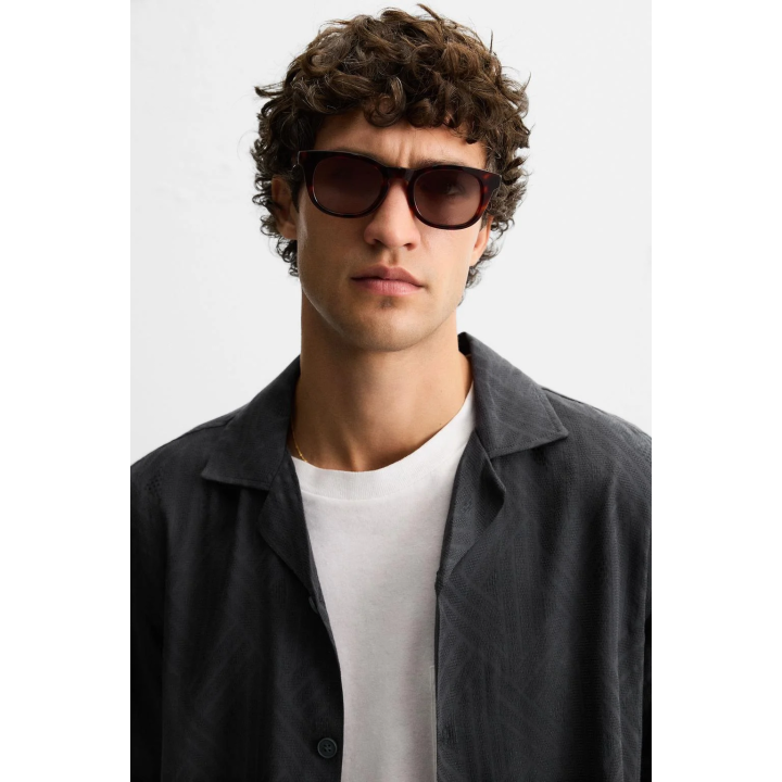 ЖАККАРДОВАЯ РУБАШКА С ГЕОМЕТРИЧЕСКИМ УЗОРОМ