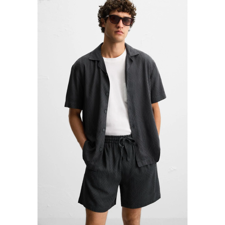 ЖАККАРДОВАЯ РУБАШКА С ГЕОМЕТРИЧЕСКИМ УЗОРОМ