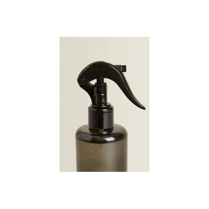 (200 ML) ETERNAL MUSK SPRAY DIFFUSER